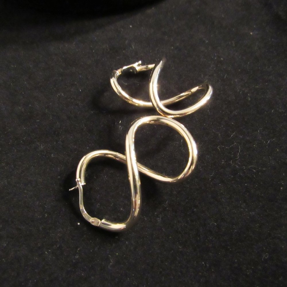 14K Yellow Gold Swirled Hoops – Italy - New